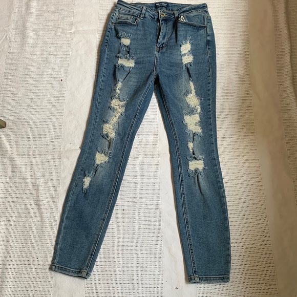 Size 11 distressed jeans - Picture 1 of 2